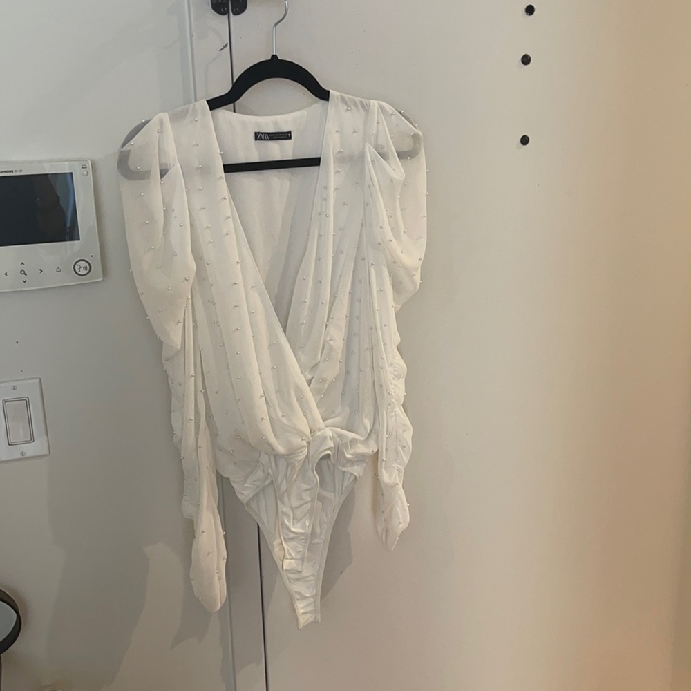 WHITE PEARL BODYSUIT